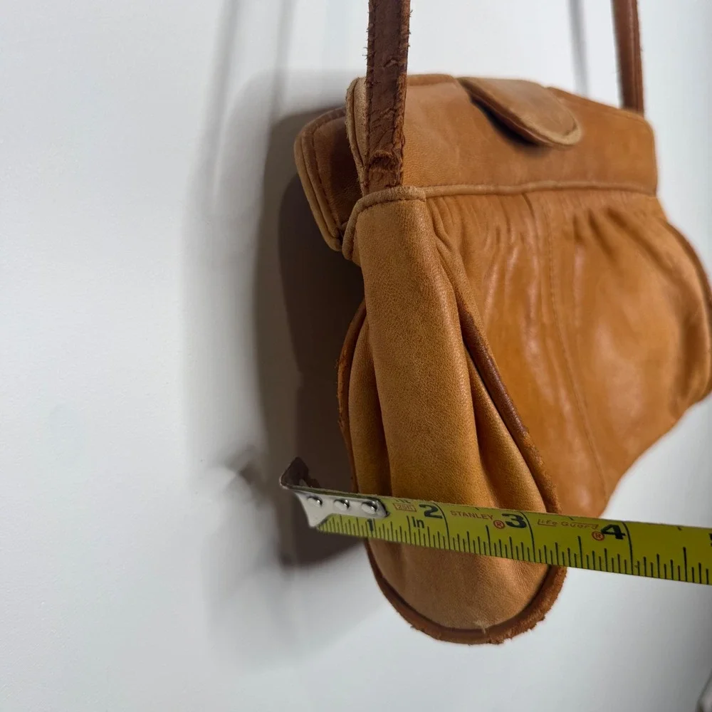 Vintage Leather Crossbody Bag cognac Womens Small Tan Boho Distressed Mexico 70s